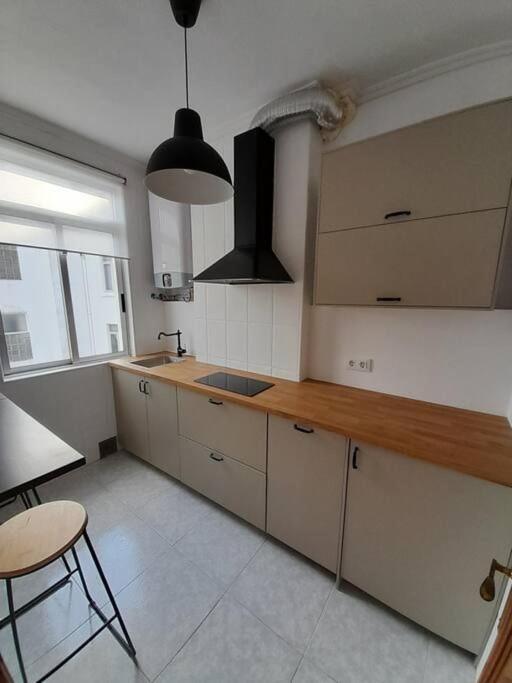 Atico Completamente Equipado Plaza De Espana Apartment Ferrol Exterior foto